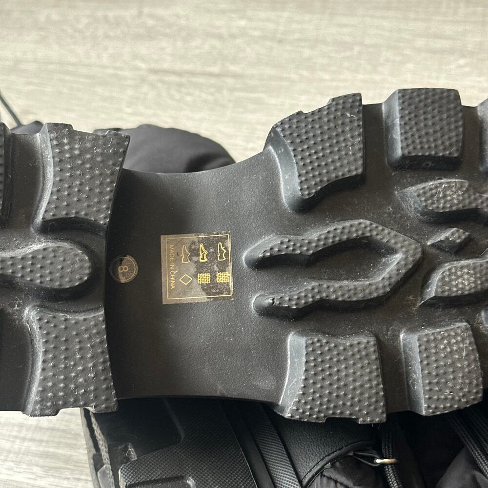 RAYE Bansko Puffer Snow Boots in Black - Picture 7 of 14